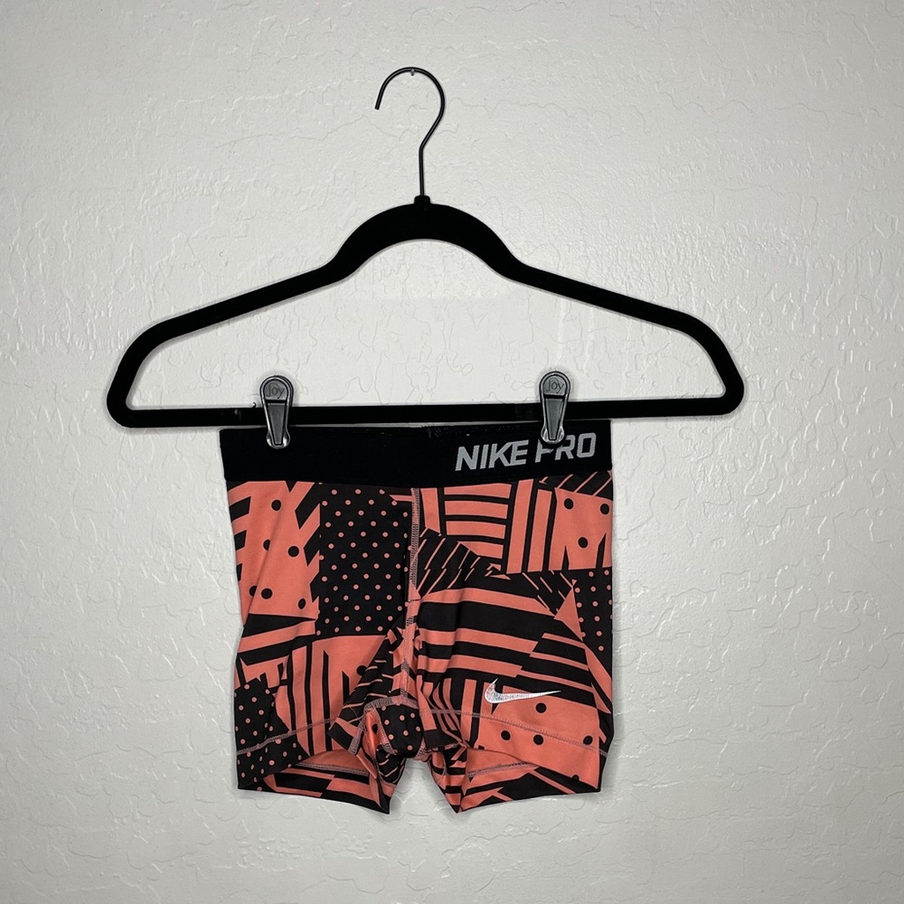 Nike pros